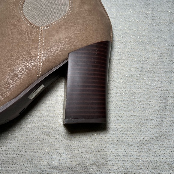 Journee Collection Women Maxxie TruComfort Foam Pull On Stacked Heel Booties 10 - Picture 6 of 7